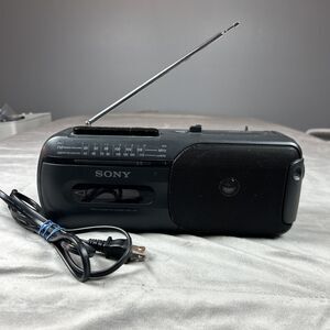 Vintage Sony CFM-155 Radio Cassette-Corder AM/FM Portable Boom Box NOCord TESTED